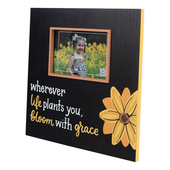 Glory Haus GH 30153407 Bloom with Grace Frame