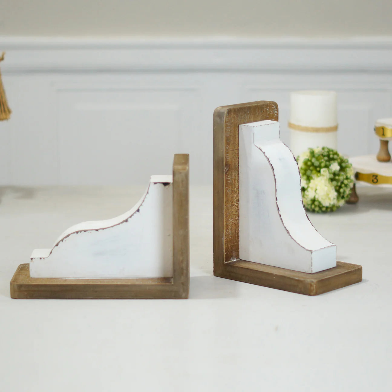 VIP Home & Garden FY1121 Wood Corbel Bookends - Thumbnail 2