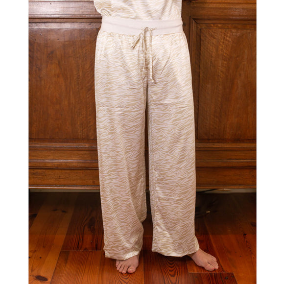 Pajamas – Piper Lillies Gift Shoppe