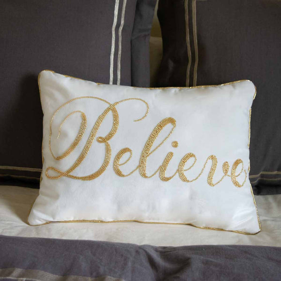 The Royal Standard TRS 138822012 Believe Beaded Pillow White/Gold 14 x 20