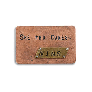 Demdaco 1004400018 She Who Dares Wins Inspire Card