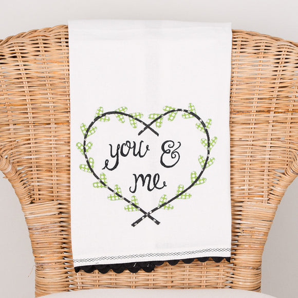 Glory Haus GH 7080518 You+Me Laurel Wreath Heart Tea Towel